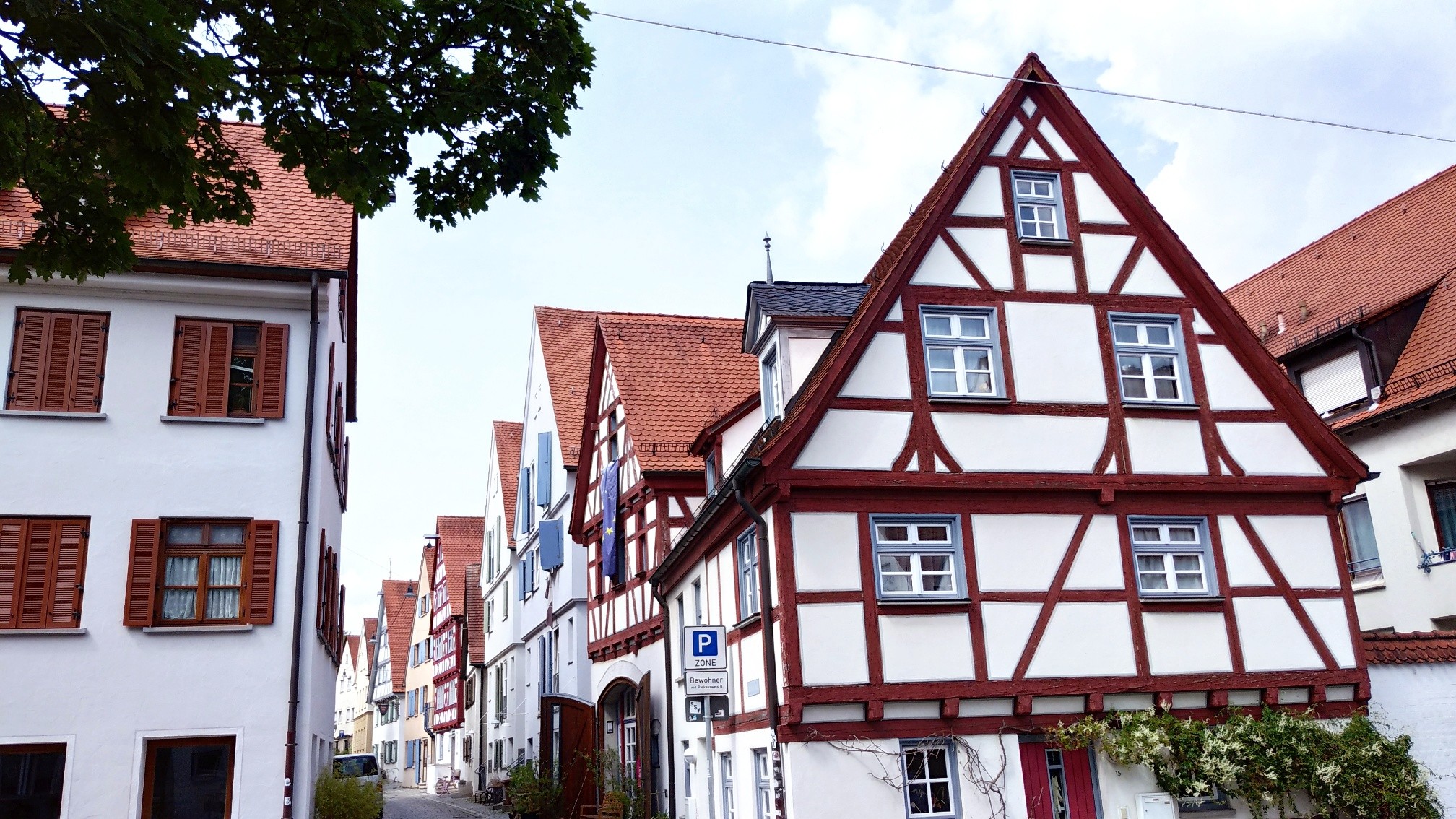 Bild: Wo Hildegard Knef geboren wurde: im Ulmer Viertel "Auf dem Kreuz" (Foto: keb/OS)